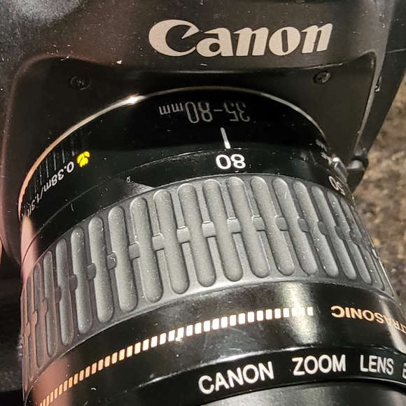 Canon EOS 10D 6.3MP Digital SLR Camera - Black Canon Ultra Sonic 35-80mm Lens - Picture 5 of 11